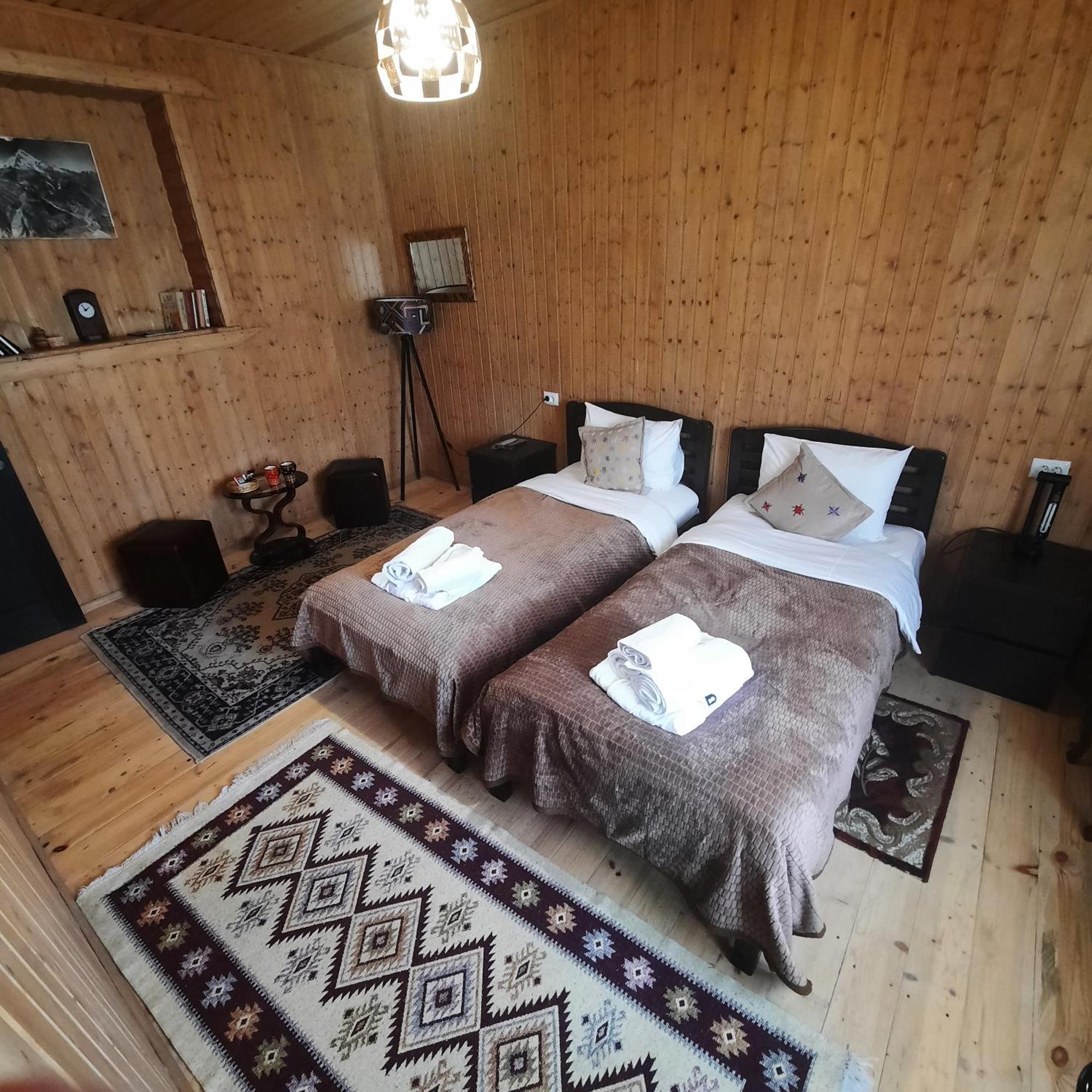 Bana Hotel Kazbegi Exterior photo