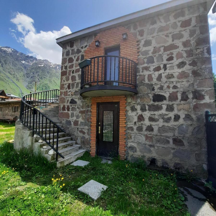 Bana Hotel Kazbegi Exterior photo