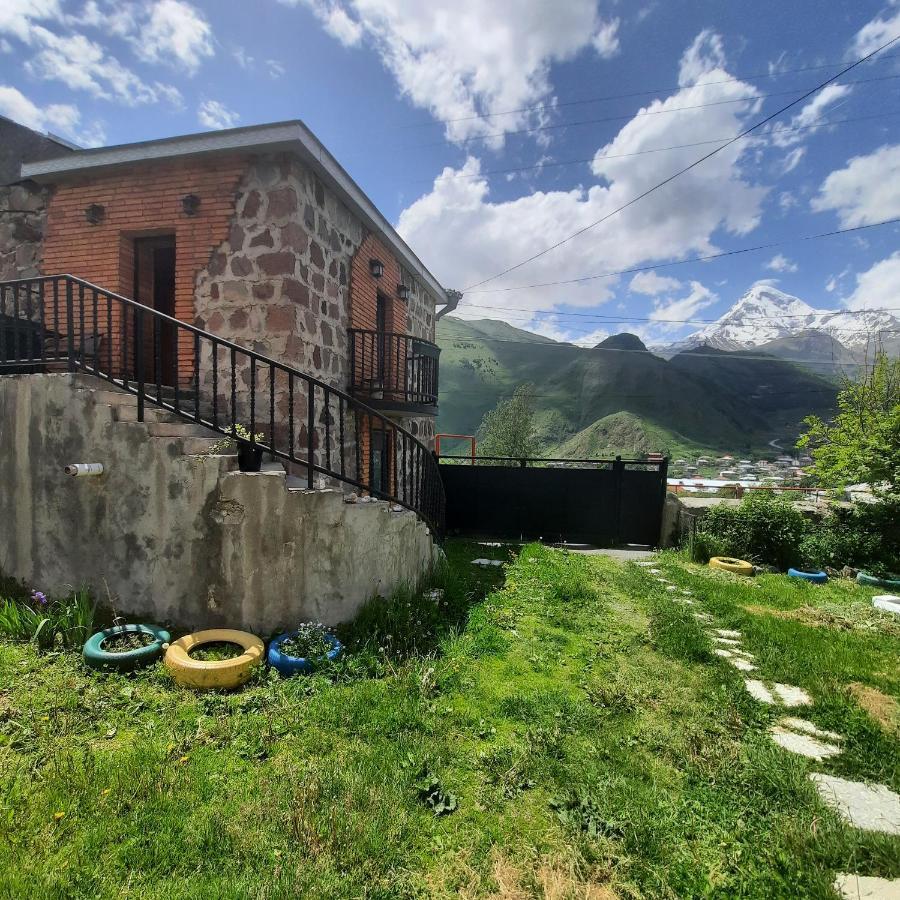 Bana Hotel Kazbegi Exterior photo