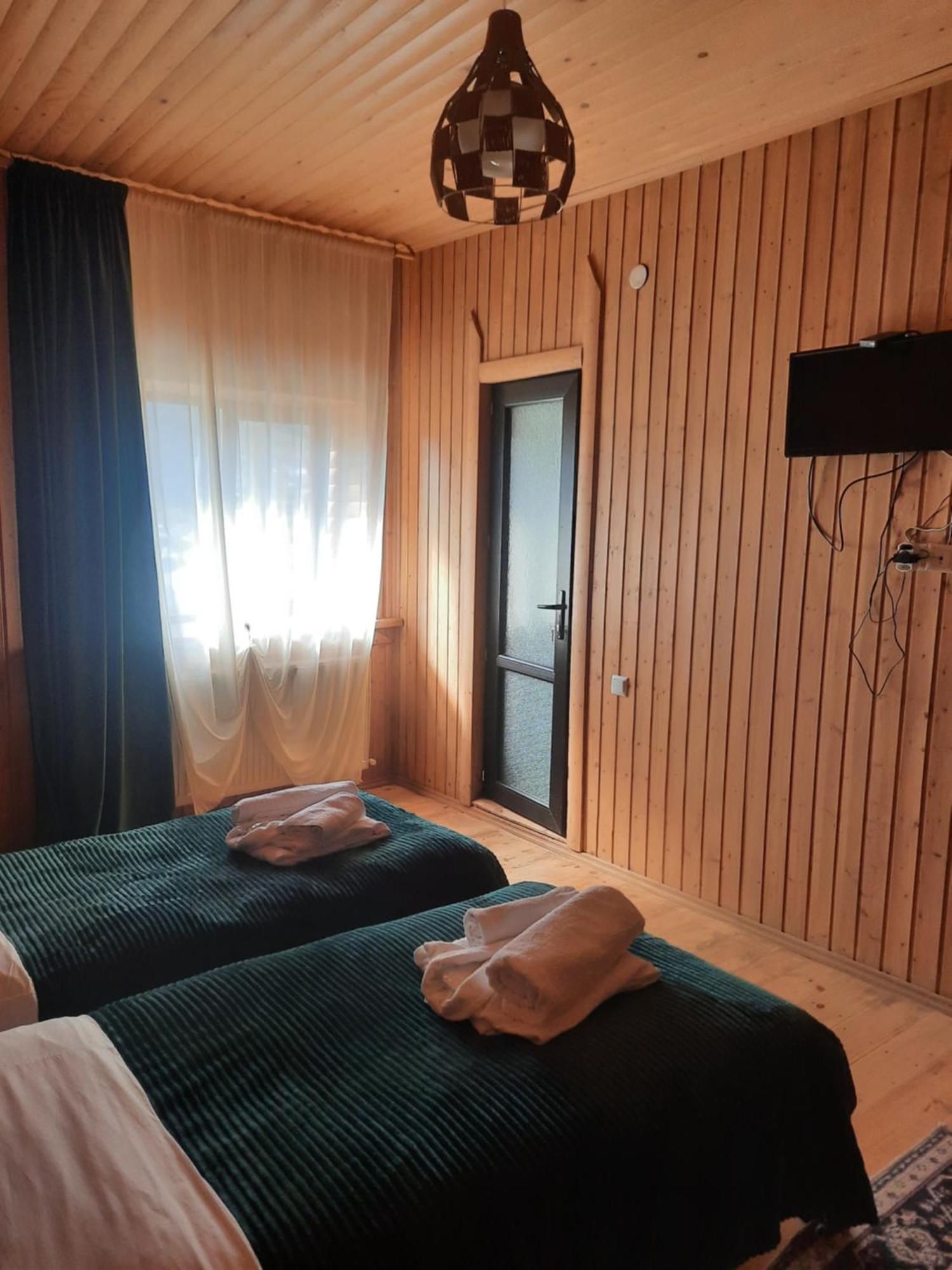 Bana Hotel Kazbegi Exterior photo