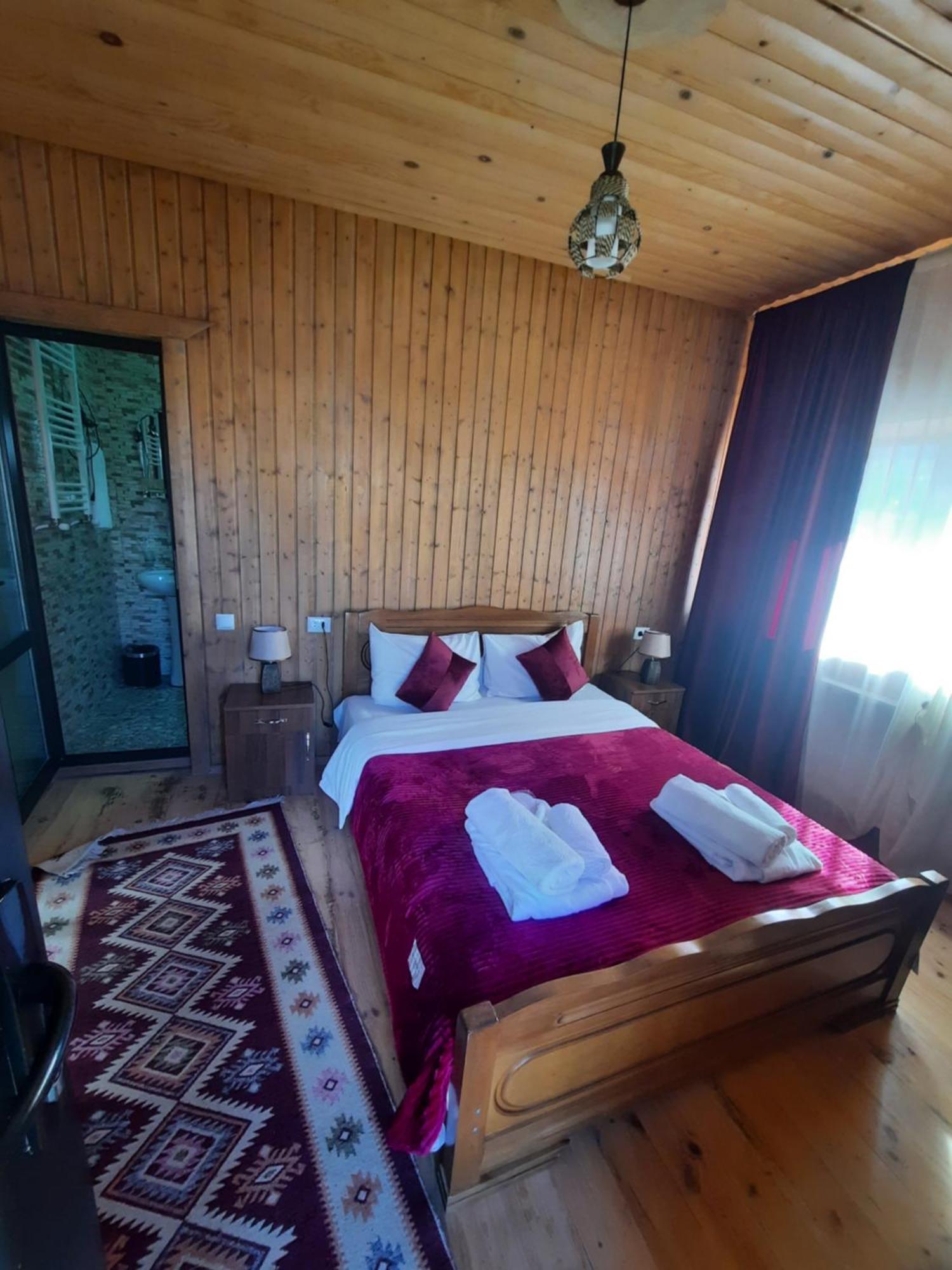 Bana Hotel Kazbegi Exterior photo