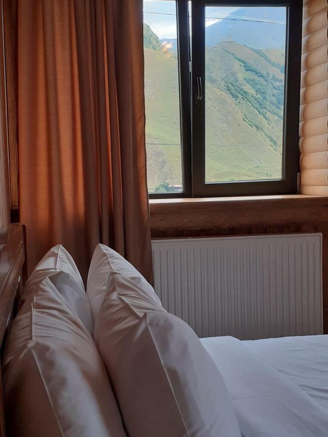 Bana Hotel Kazbegi Exterior photo