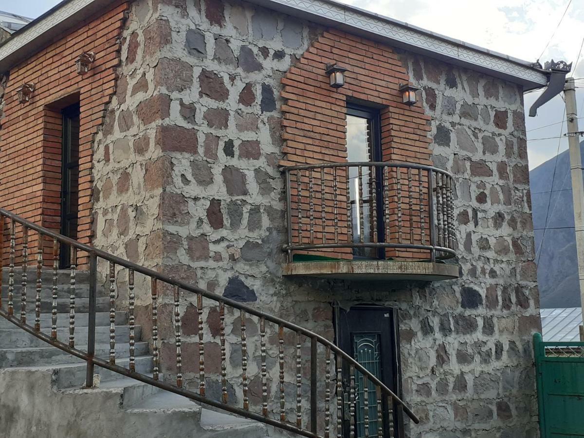 Bana Hotel Kazbegi Exterior photo